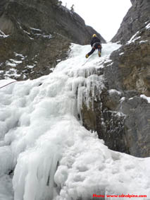 Grotto Falls ice climb